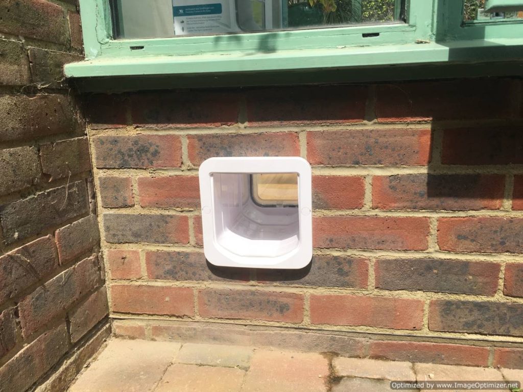 Visual Reference: Sureflap Microchip Cat Flap Wall Kit Up To 370Mm Wall