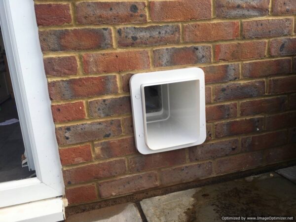 Just Cat Flaps, cat flap in wall, wall cat flap, microchip cat flap eastbourne, eastbourne cat flap fitted, cat flap fitter, cat flap fitted, wall mounted cat flap, wall cat flap installer, microchip cat flap, how to fit a cat flap through a wall, handyman to fit cat flap, ben cat flap fitter, petsafe, locking staywell cat flap, catflaps, pet doors, petdoors, petdoor, dog door, doggie door, remove cat flap